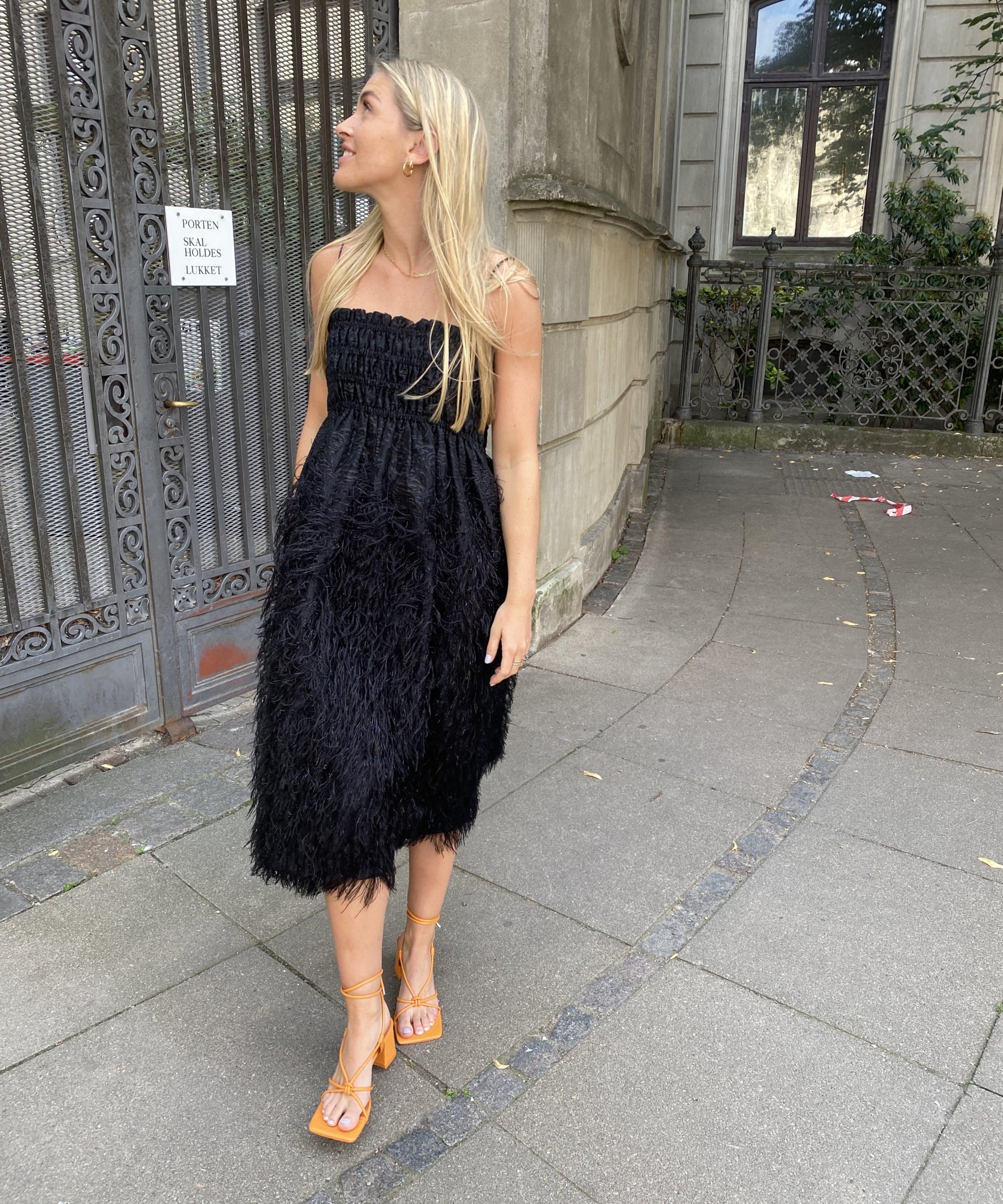 29. GANNI – Feather dress (38)